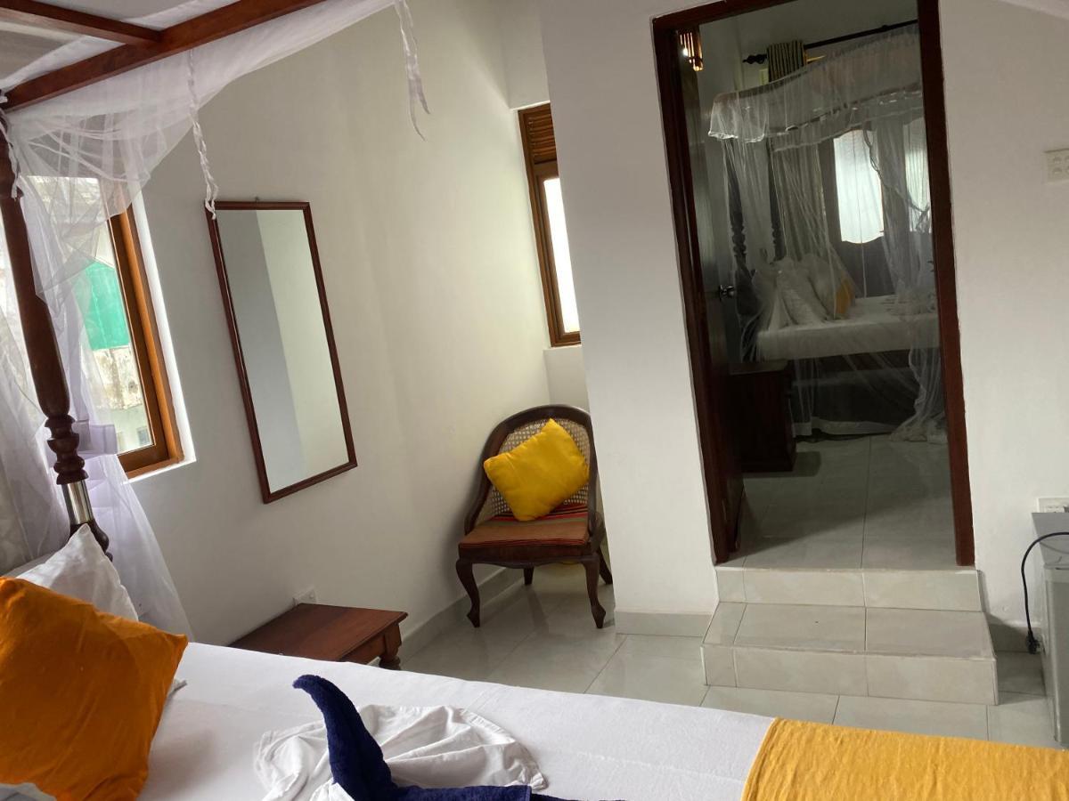 Flamingo Guest House Unawatuna Bagian luar foto