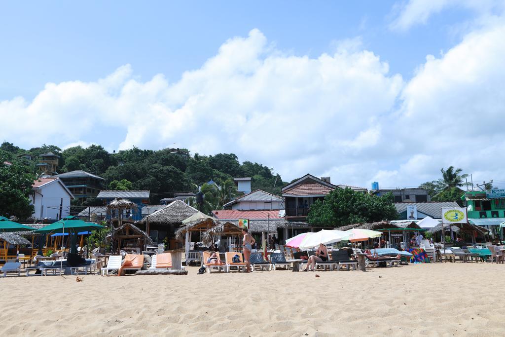 Flamingo Guest House Unawatuna Bagian luar foto