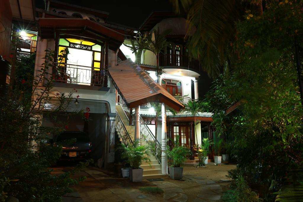 Flamingo Guest House Unawatuna Bagian luar foto