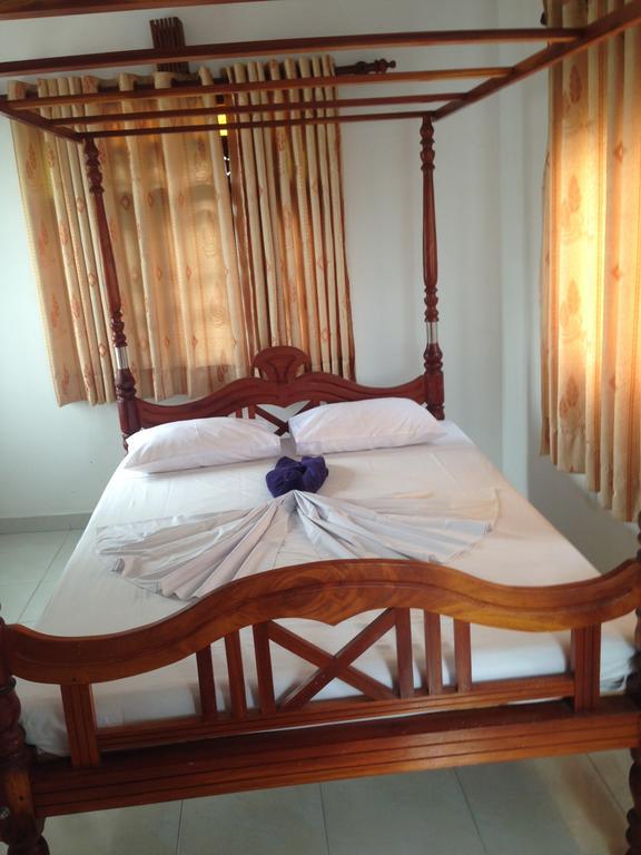 Flamingo Guest House Unawatuna Bagian luar foto