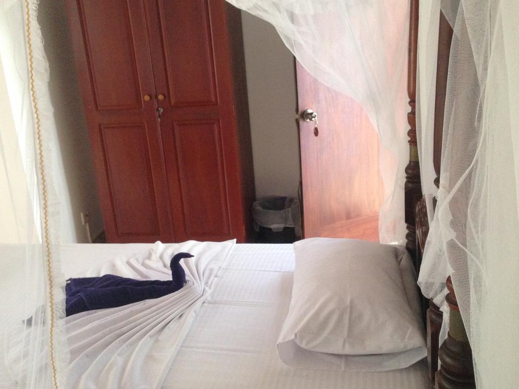 Flamingo Guest House Unawatuna Bagian luar foto